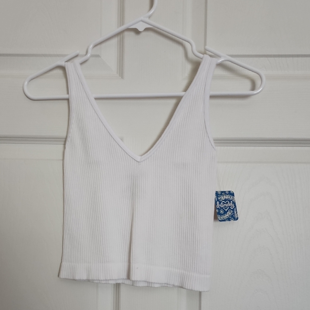 White Fitted Sleeveless Crop Tank Top
